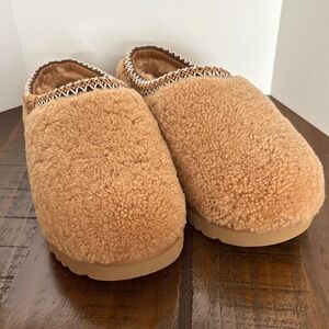 UGG Tasman Maxi Curly